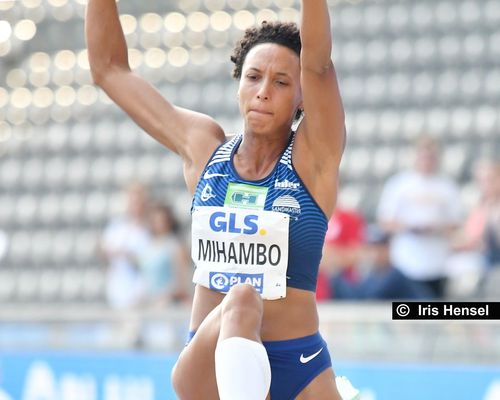 Muskelfaserriss: Malaika Mihambo legt Trainingspause ein